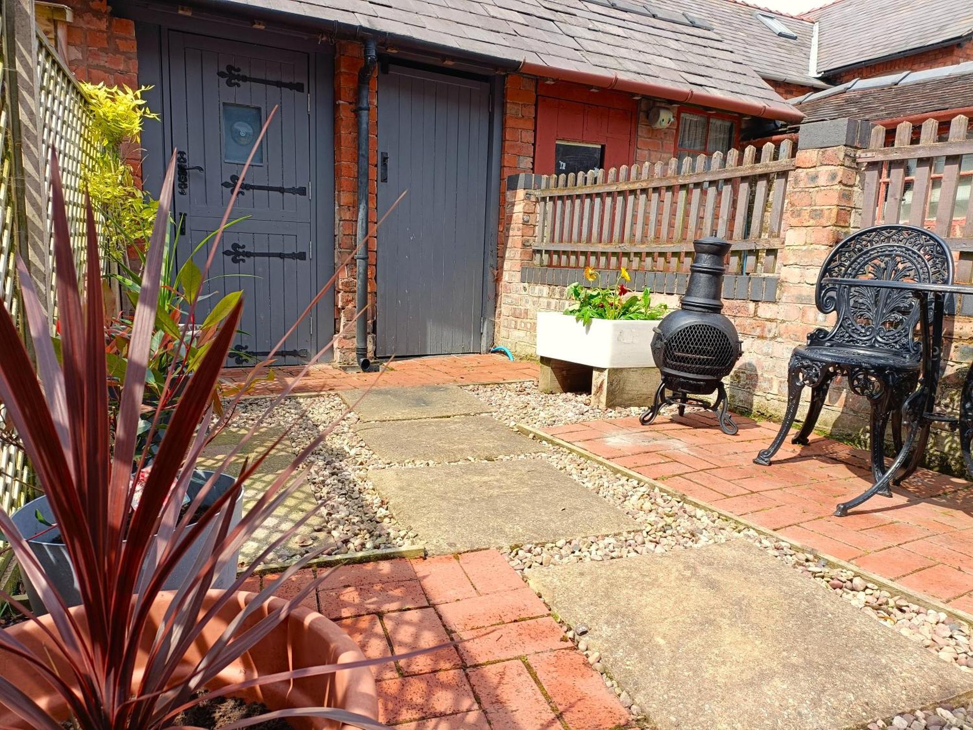 Holiday home Charming Terrace In Whitchurch